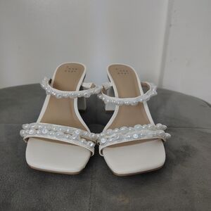 JCPenney White Pearl-Accented Heels